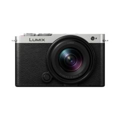 Panasonic Lumix S9 S-R 18-40mm Silver / DC-S9NE-SA
