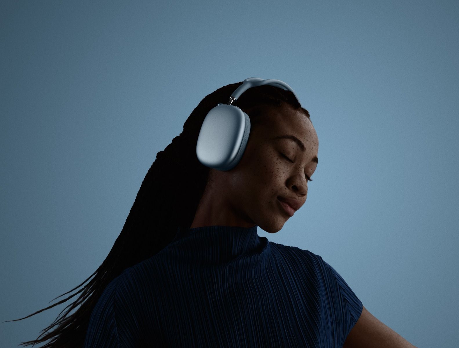 Apple AirPods Max 2024 Starlight USB-C /MWW53* - Zigzag