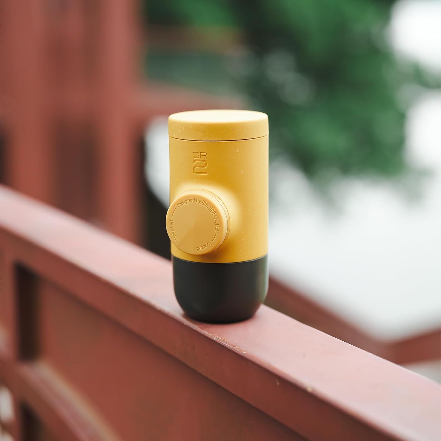 Wacaco Minipresso GR2 Golden Ochre portable coffee machine