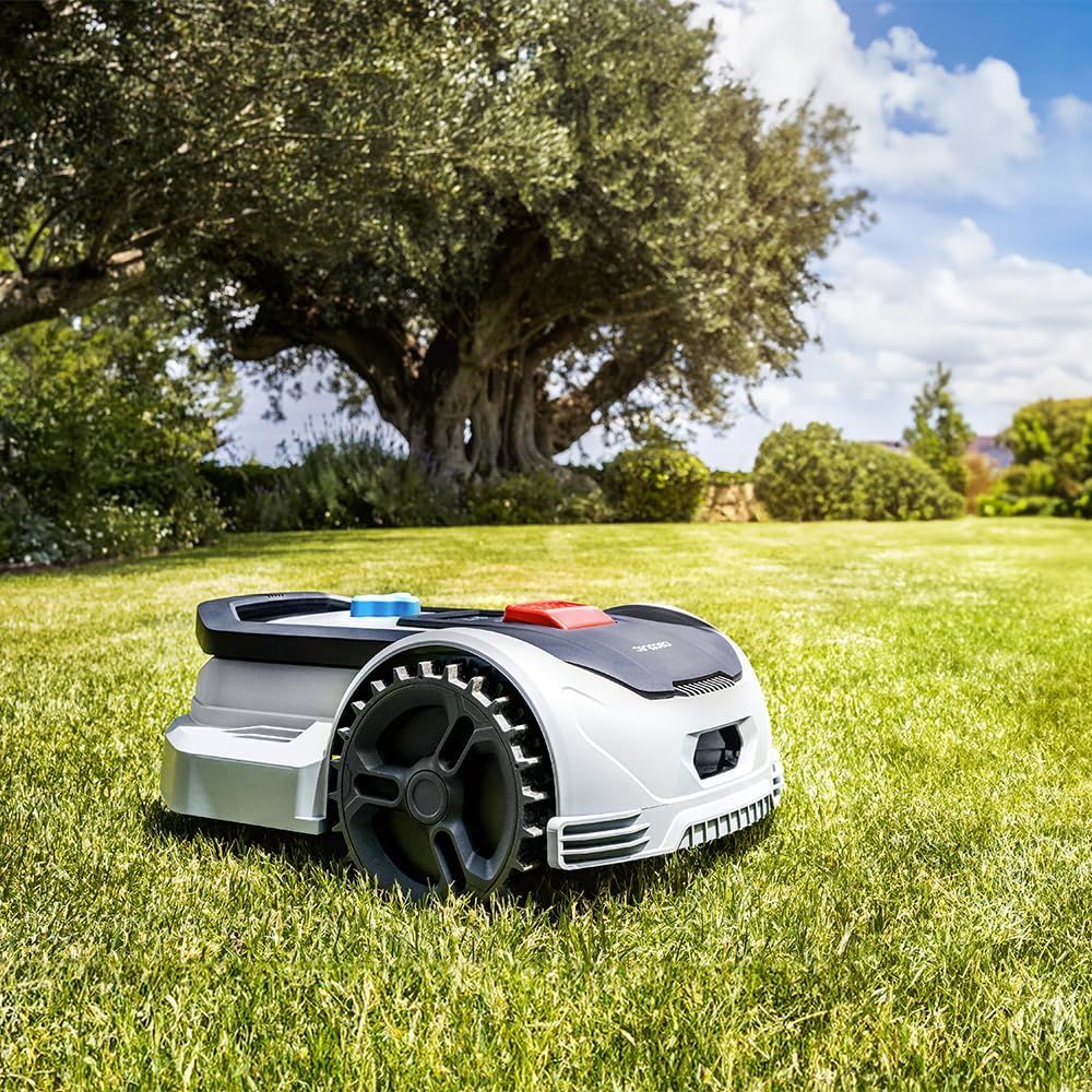 Cecotec 04477 Conga Grasshopper 300 Robotic lawn mover