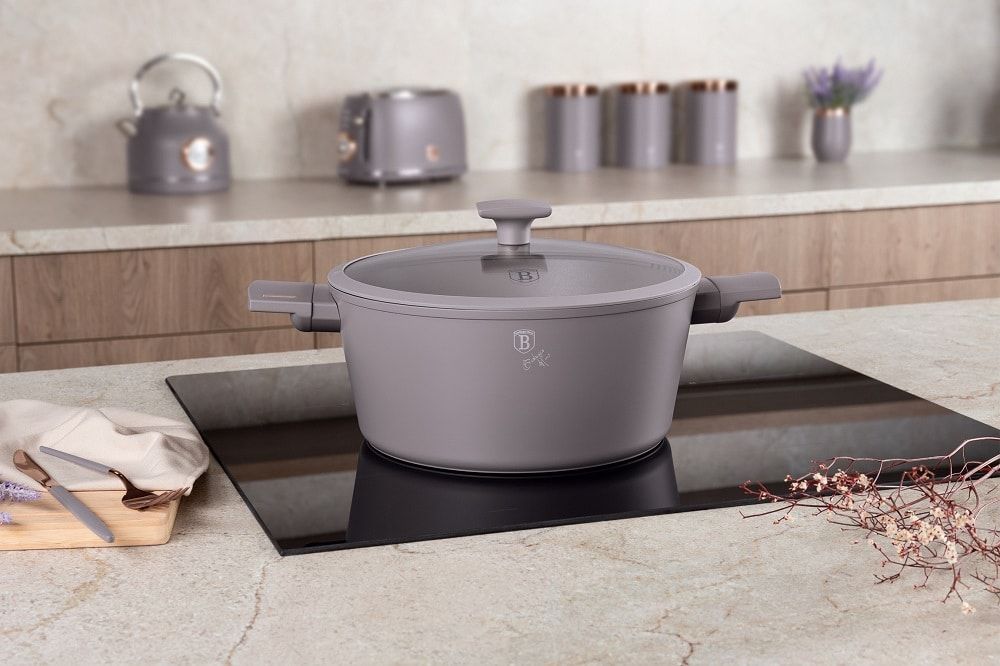 Berlinger Haus BH8102 Taupe casserole with lid 28cm