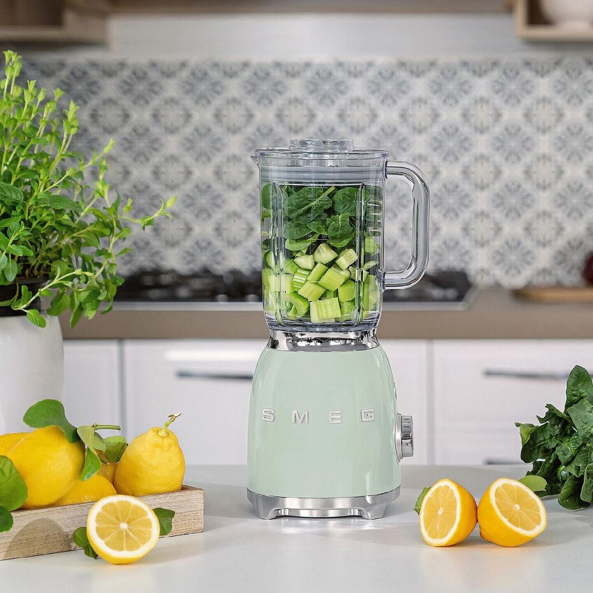 SMEG BLF03PGEU Stand blender pastel green