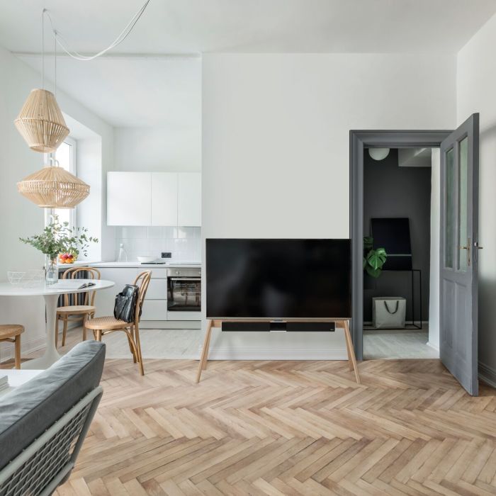 Vogel's NEXT OP2 TV FLOORSTAND LIGHT OAK