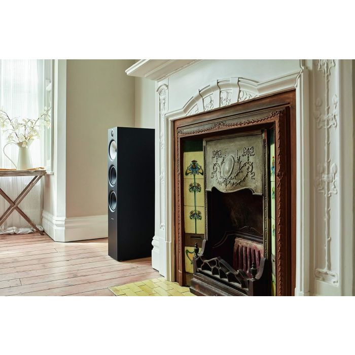 B & W 603 S2 Floor Standing Speaker Black