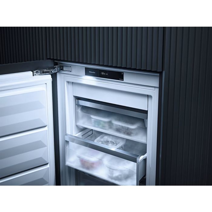 Miele FNS7774 D