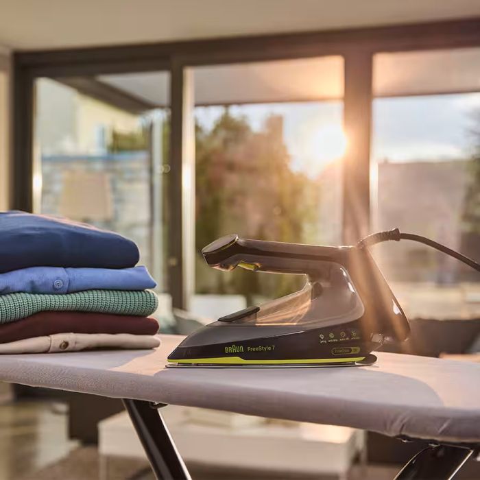 Braun FI7255GR FreeStyle 7 Steam iron