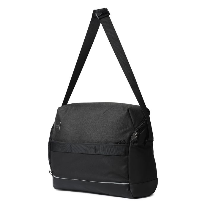 Lexon Messenger Bag Black/LN2601N