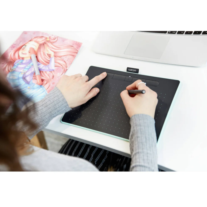 Wacom M with Bluetooth / L-6100WL/E0-BA
