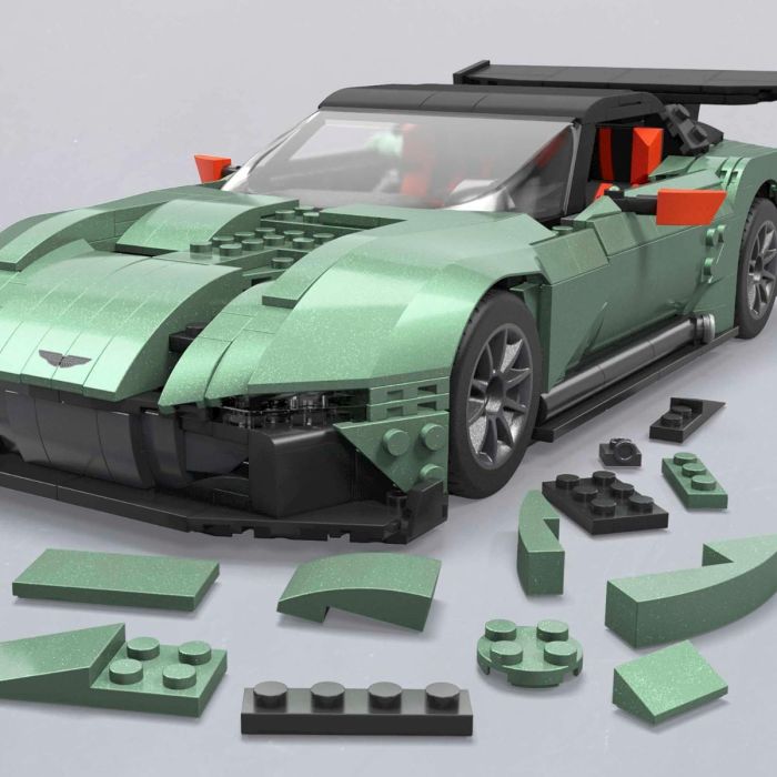 MBL HW Aston Martin Vulcan_HMY97