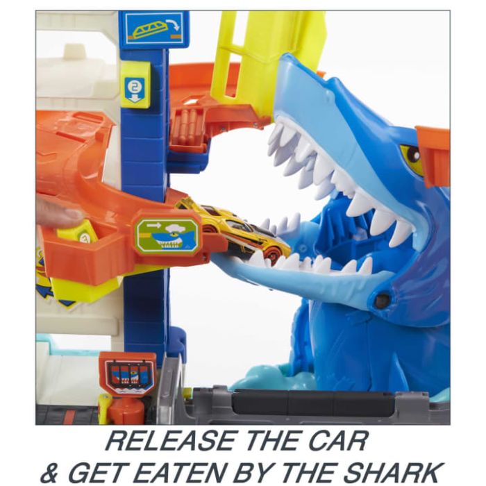 HW CITY ATTACKING SHARK_HDP06