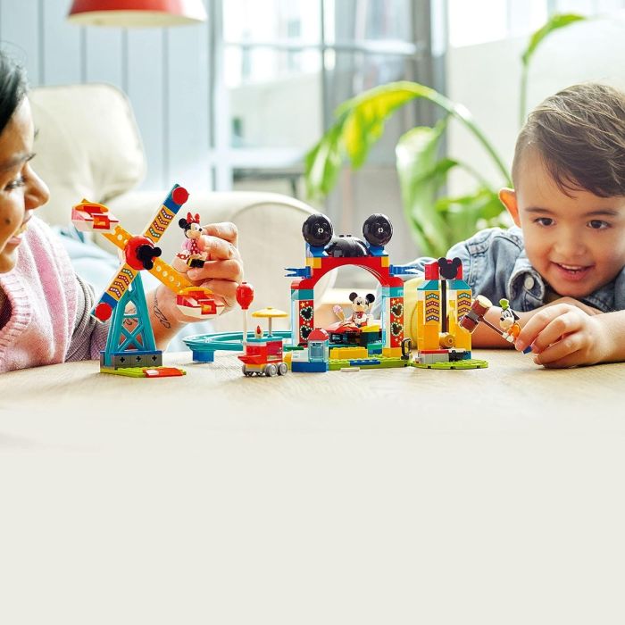 Lego Mickey Minnie and Goofy Fairground Fun_10778