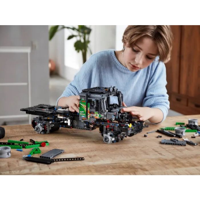 Lego Telehandler_42133