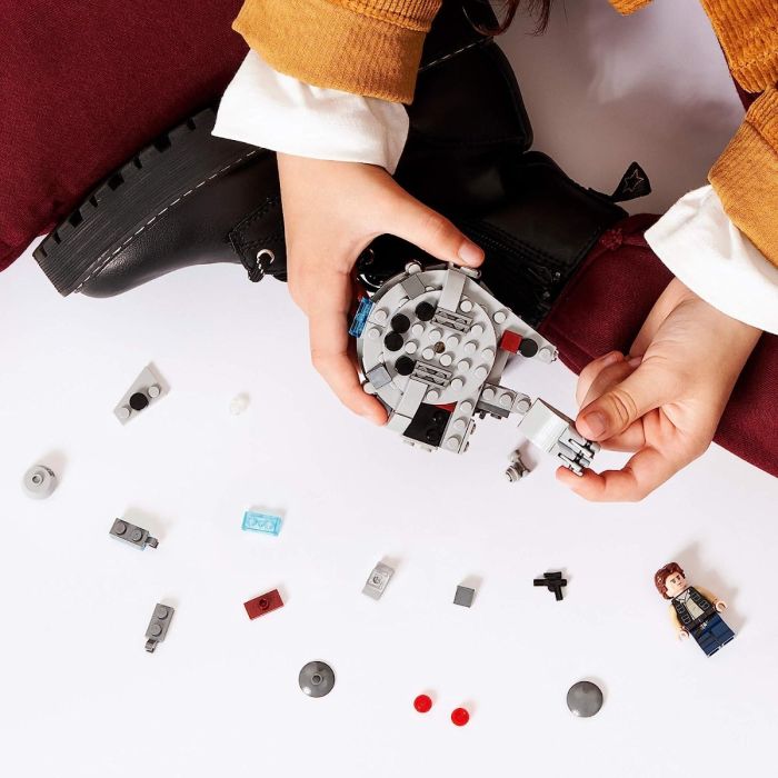 Lego Millennium Falcon Microfighter_75295
