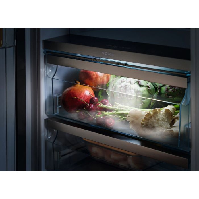 Miele K7777 C