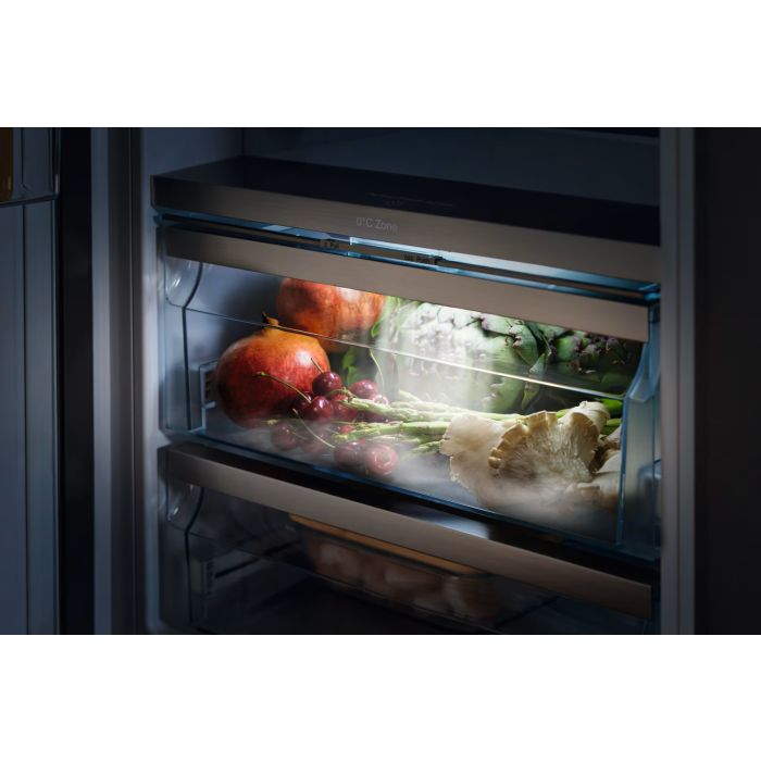 Miele K7777 B
