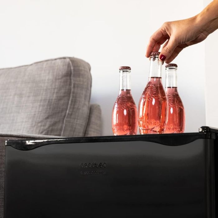 Cecotec 02311 46-litre mini cooler with compressor