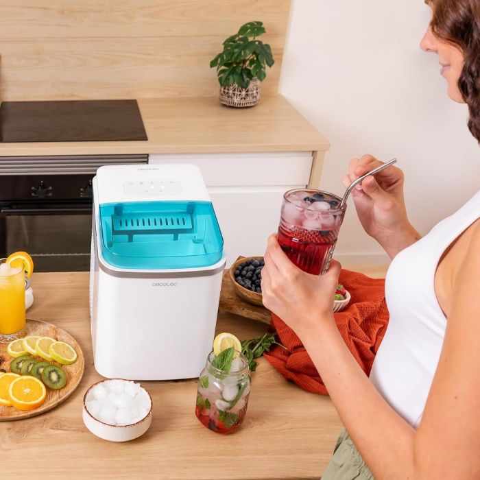 Cecotec 08051 Chillin' Ice 1200 ice maker capacity 12kg, 105W