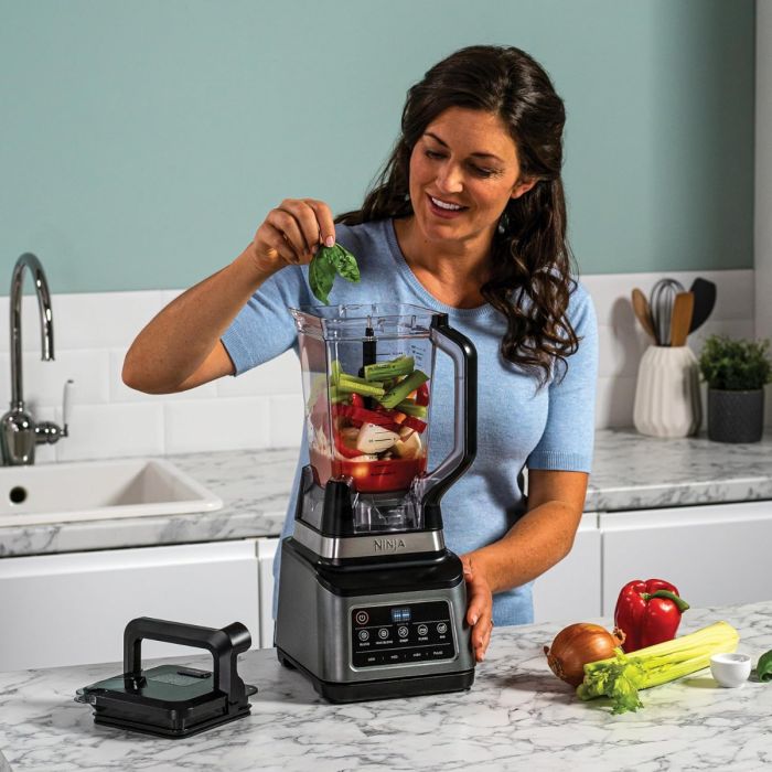 Ninja BN800EU 3-in-1 food porccessor & blender/N