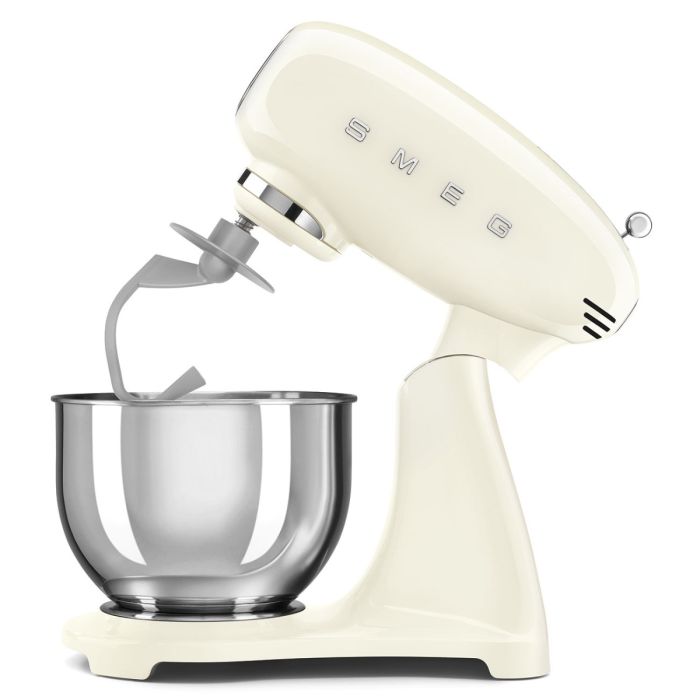 SMEG SMF03CREU stand mixer cream