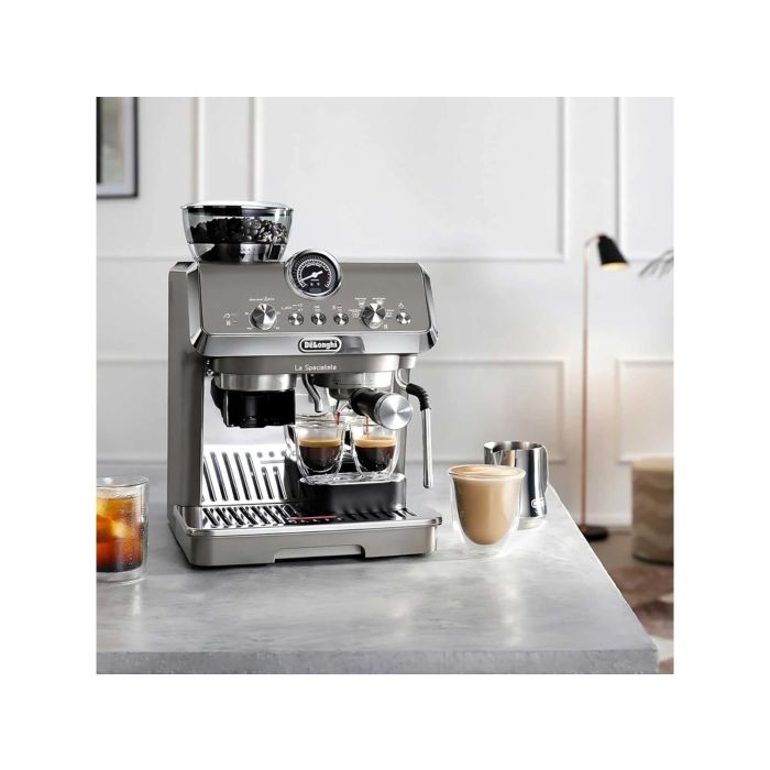 DeLonghi EC9255.T Semi automatic coffee machine - outlet