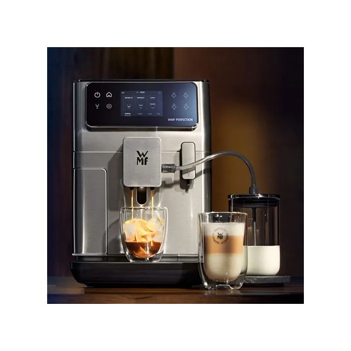 WMF CP813D10 Coffee machine Perfection 660