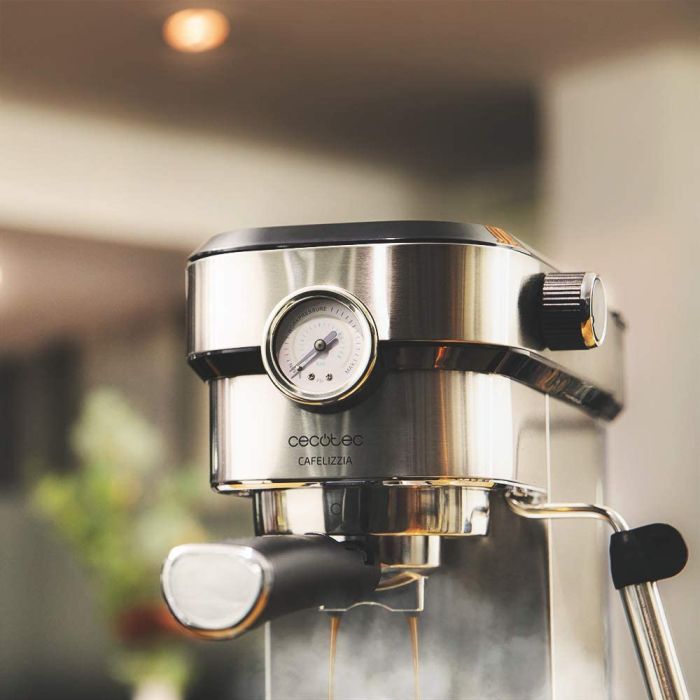 Cecotec 01584 Espresso coffee machine Steel