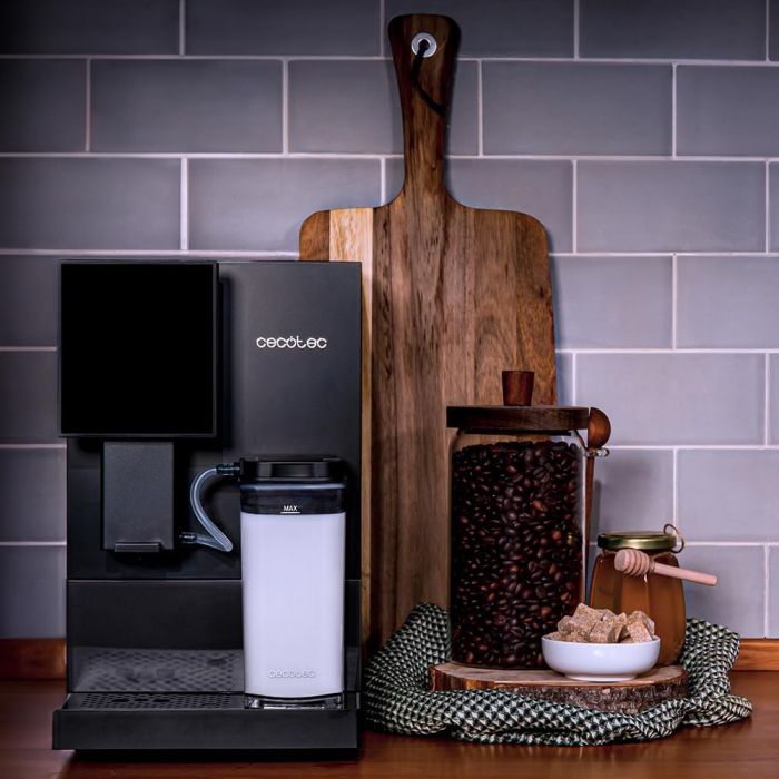 Cecotec 01460 Automatic Coffee Machine with Wifi