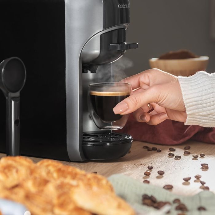 Cecotec 00648 Compact Espresso Machine