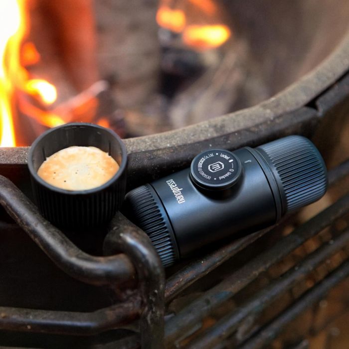 Wacaco Nanopresso Black portable coffee machine