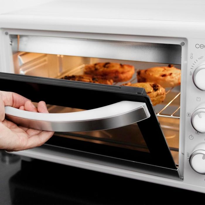 Cecotec 03813 Mini oven Bake&Toast 2600 White, 26l