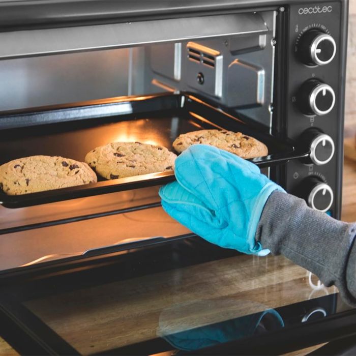 Cecotec 03820 Mini oven Bake&Toast 4600 Black, 46l