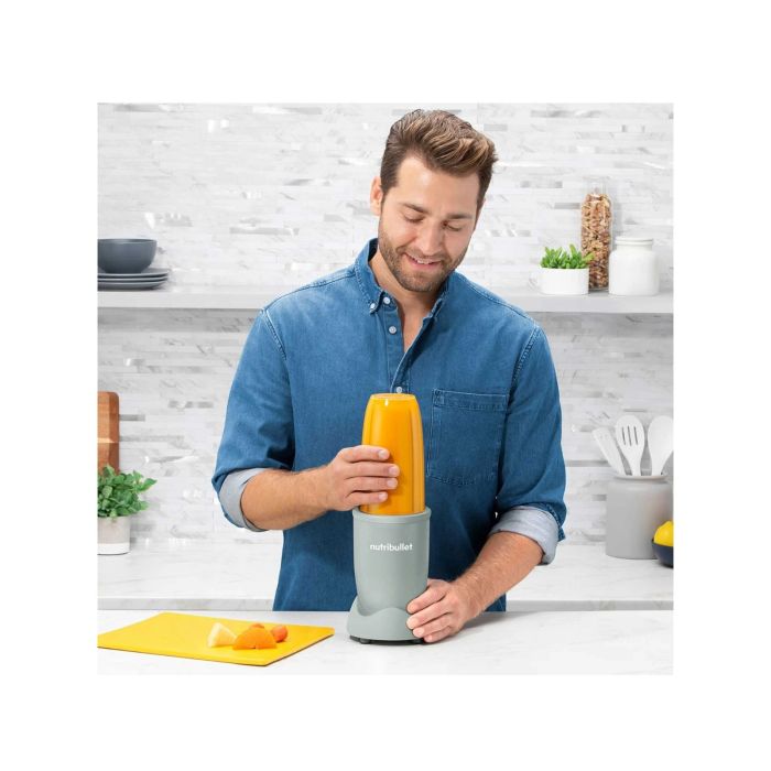 Nutribullet NB907MAJD portable blender pastel green