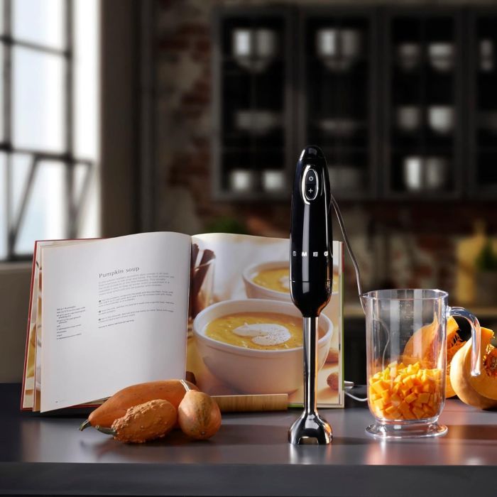 SMEG  HBF22BLEU Hand blender black