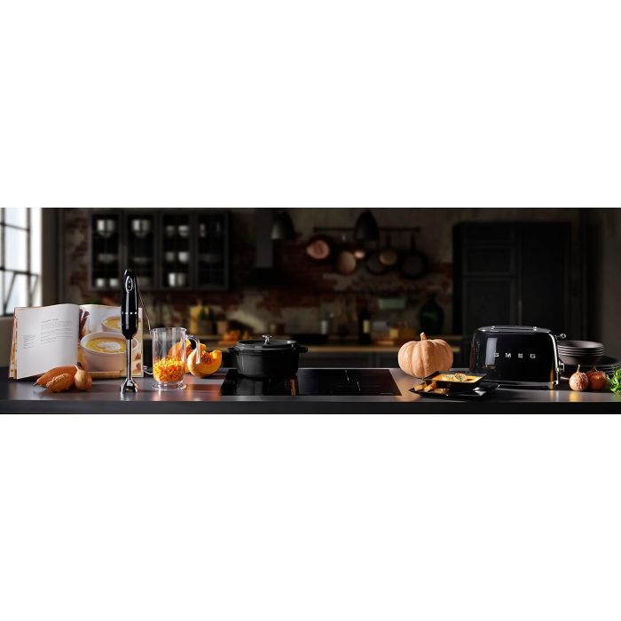 SMEG  HBF22BLEU Hand blender black