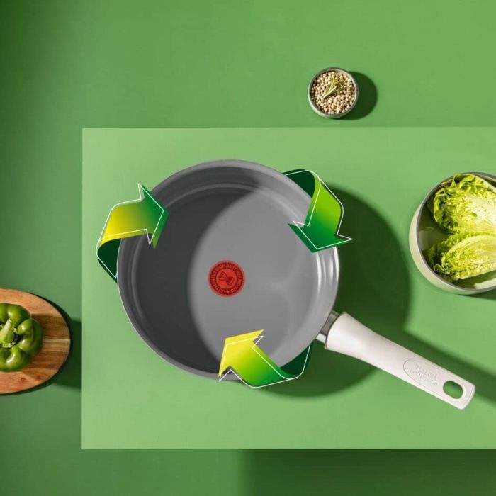 Tefal C4273232 saucepan with lid/gray Renew On 24cm