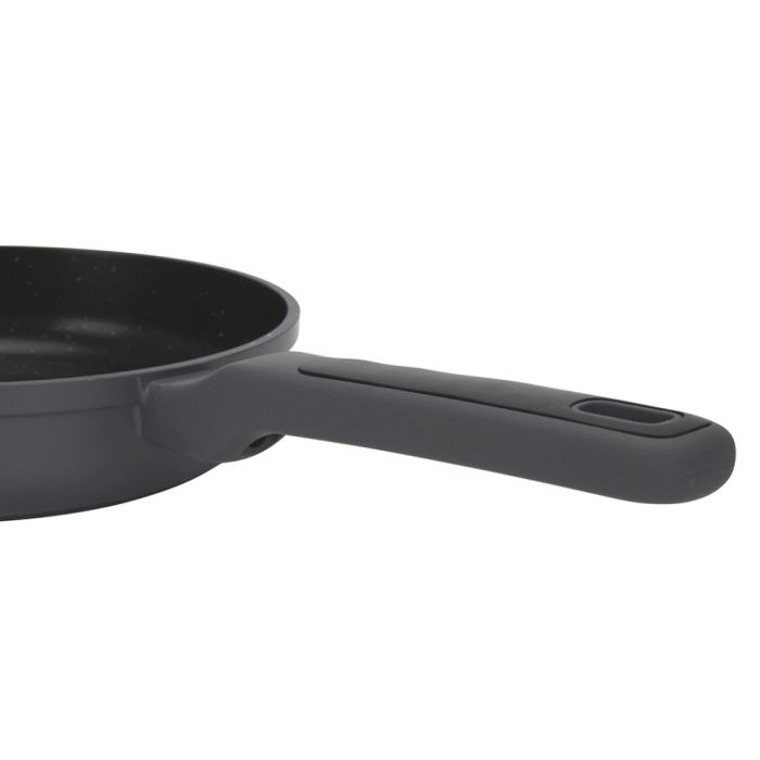 Fissman 14590 TITANIUM PRO frying pan 26cm