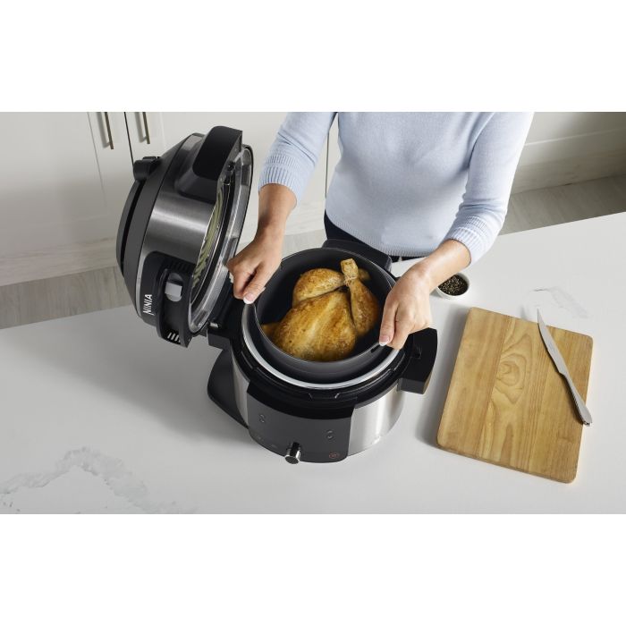 Ninja OL550EU multicooker with smartlid