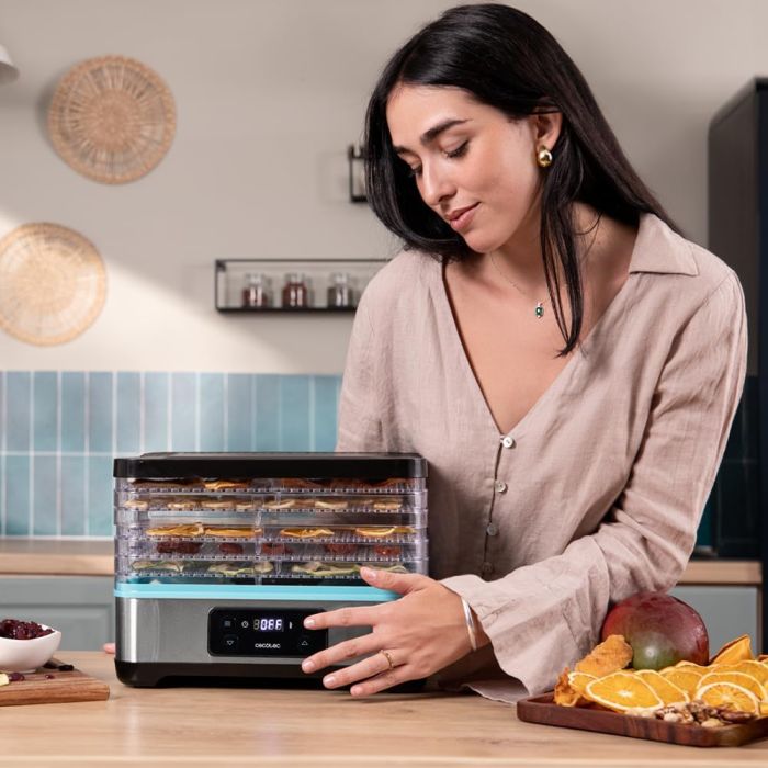 Cecotec 04949 dehydrator with 5 height adjustable trays