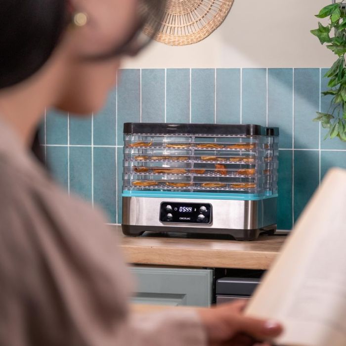 Cecotec 04949 dehydrator with 5 height adjustable trays
