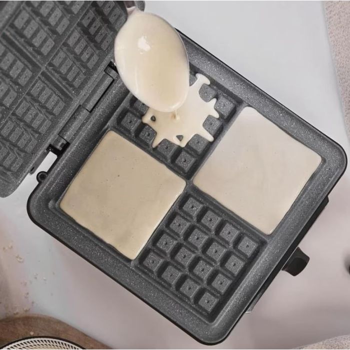 Cecotec 08017 Fun Gofrestone 4Inox waffle maker