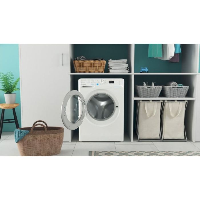 Indesit BWSA 71052X WSV RU