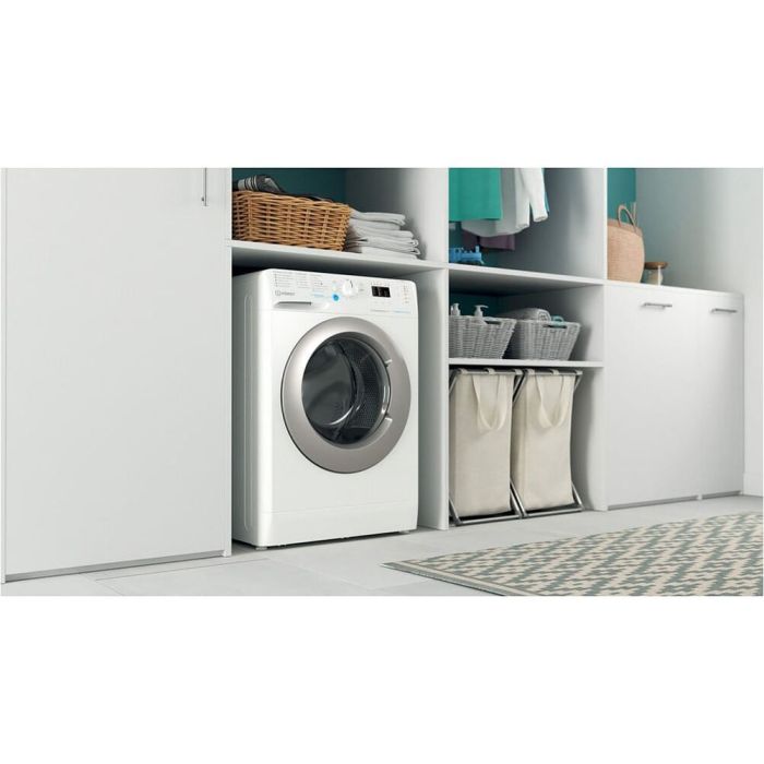 Indesit BWSA 71052X WSV RU
