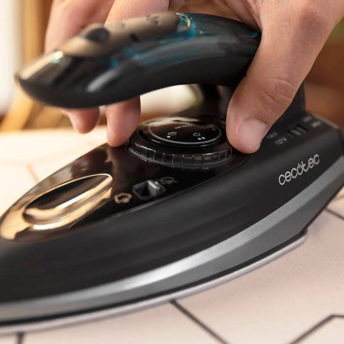 Cecotec 05538 Fast&Furious 4000 Travel travel iron