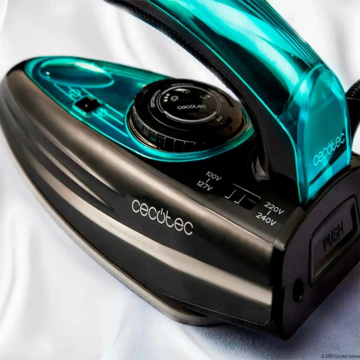 Cecotec 05113 GoForce 8000 Folding Titanium travel iron 1200 W