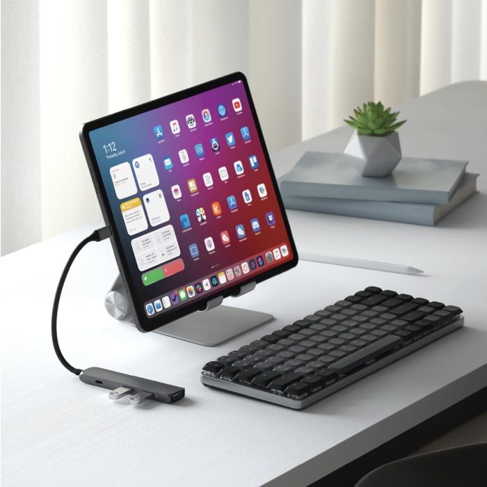 Satechi 4 in 1 USB-C Slim Multiport Adapter 4K, Space Grey /ST-P4SM