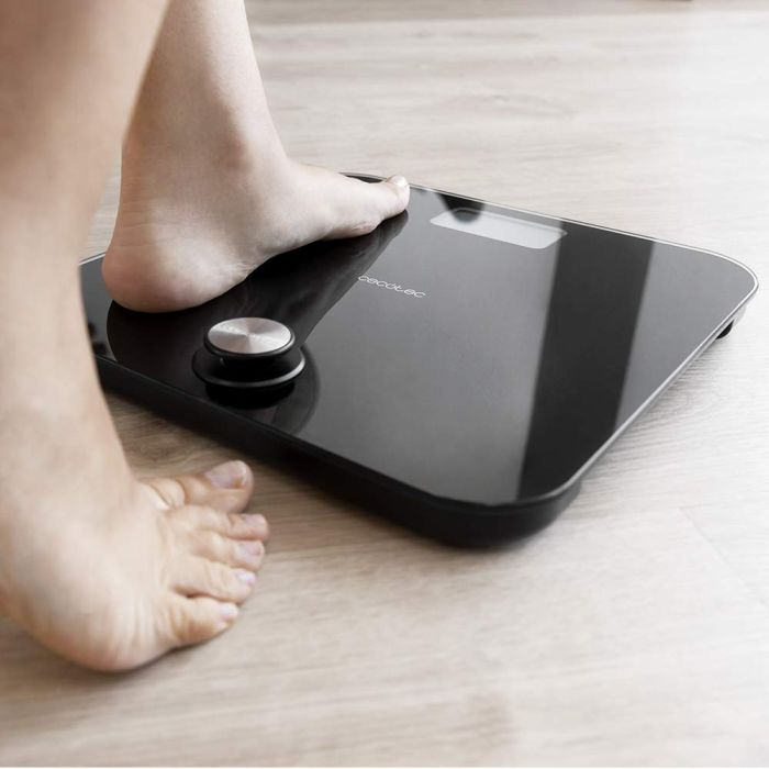 Cecotec 04251 Battery-free smart bathroom scale