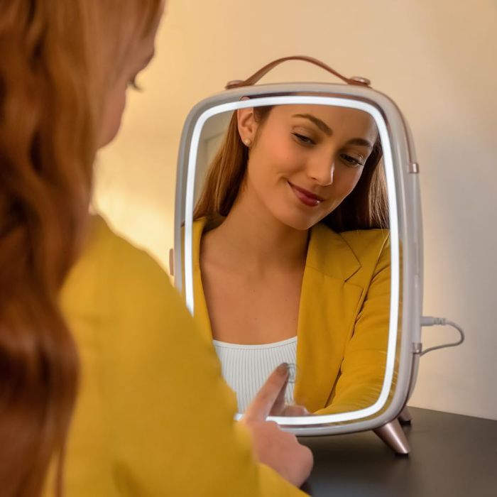 Cecotec 04441 Cosmetics fridge Bamba CoolingBeauty 6000 Mirror