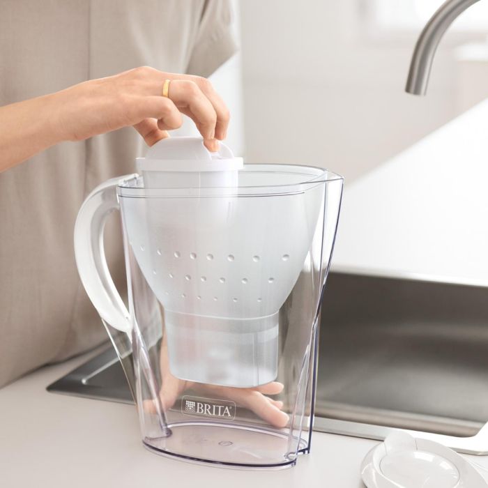 BRITA 3215 Marella 2.4L white +1 module
