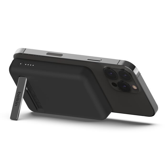 Belkin 5K Magnetic Wireless Power Bank + Kick Stand, Black/BPD004BTBK