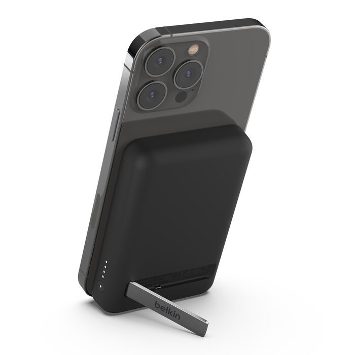 Belkin 5K Magnetic Wireless Power Bank + Kick Stand, Black/BPD004BTBK
